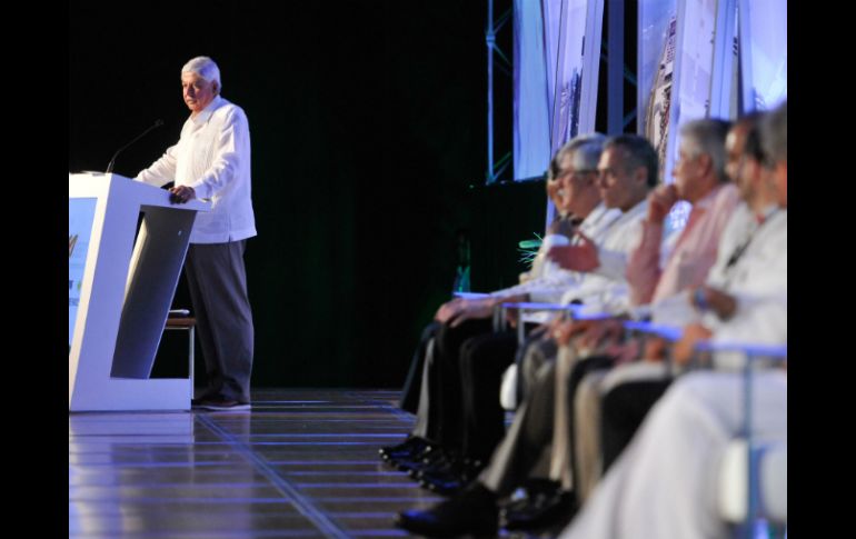 Dávalos López acudió a la XXI Reunión Nacional de Ingeniería en Vías Terrestres. ESPECIAL /