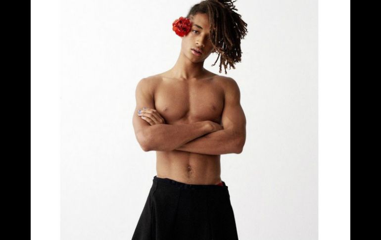 Jaden Smith ha publicado una serie de fotografías en sus redes sociales usando vestidos. INSTAGRAM / christiaingrey