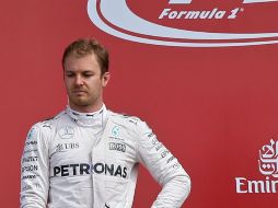 En el tramo final de la carrera, Rosberg recibió instrucciones de su equipo sobre la gestión del motor, lo cual está prohibido. AP / L. Bruno