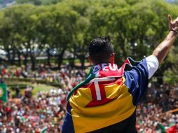 Miles de aficionados entonan con emoción y patriotismo el himno nacional de Portugal, junto a su Selección. AFP / N. Fox