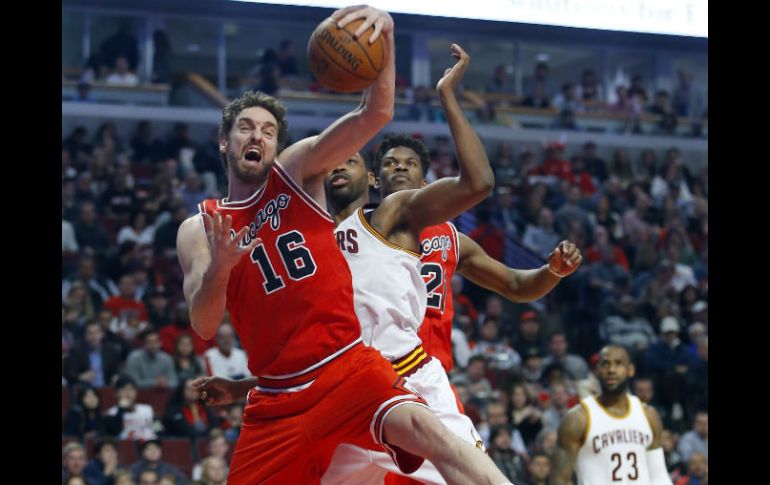 Gasol, de 36 años, ha sido uno de los pivotes más polifacéticos de la liga desde que debutó en la NBA en 2001. AP / ARCHIVO