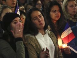 Unas 50 personas se encontrarían ''entre la vida y la muerte'' en los hospitales en Niza, confirma el presidente francés. AP / R. Griffith