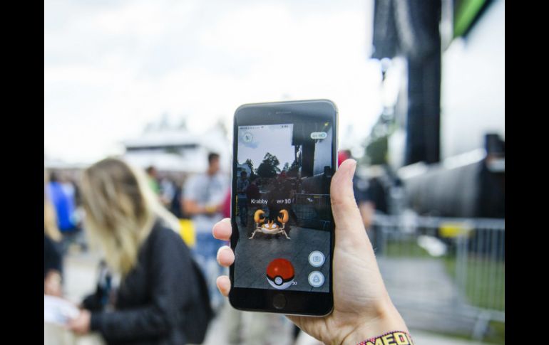 'Pokemon Go' es una aplicación gratuita que puedes descargar para tu celular con sistema iOS o Android. EFE / M. López