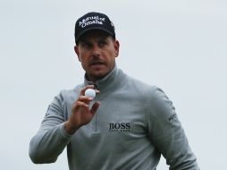 Stenson logró controlar su juego en la tercera ronda y ya se apoderó del liderato. AP / B.Curits