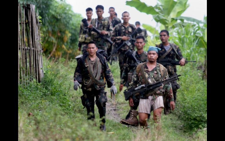 Soldados luchan para combatir a diversos grupos armados islamistas como Abu Sayyaf y el BIFF. AFP / ARCHIVO