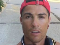 Cristiano Ronaldo les manda un abrazo a todos sus fans y les asegura que todo está bien. INSTAGRAM / @cristiano