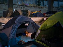 Diversas asociaciones ya han levantado denuncias por las malas condiciones que se viven en los campos de refugiados. AFP / A. Tzortzinis