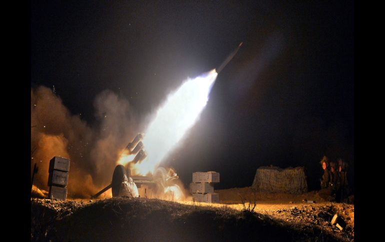 Surcoreano informó que Pyongyang lanzó tres misiles de corto alcance tipo Scud. AFP / ARCHIVO