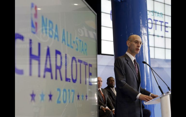 El comisionado Adam Silver había indicado que la NBA necesitaba tomar una decisión durante el verano sobre sus planes. AP / ARCHIVO