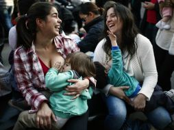 La convocatoria de esta #teteadamasiva fue seguida en varias ciudades argentinas. AP / A. Marcarian