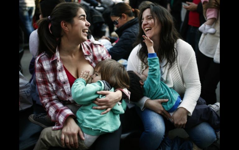 La convocatoria de esta #teteadamasiva fue seguida en varias ciudades argentinas. AP / A. Marcarian