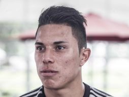 El defensa pide disculpas a Omar Bravo por la polémica generada por los ''malos modos'' del ex capitán con jóvenes de Chivas. EL INFORMADOR / ARCHIVO