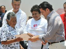 Aristóteles realizó una gira de trabajo por Jocotepec este miércoles. ESPECIAL / Aristóteles Sandoval