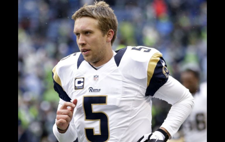 Nick Foles tendrá que buscar nuevo equipo para la temporada 2016 de la NFL. AP / S.Brashear