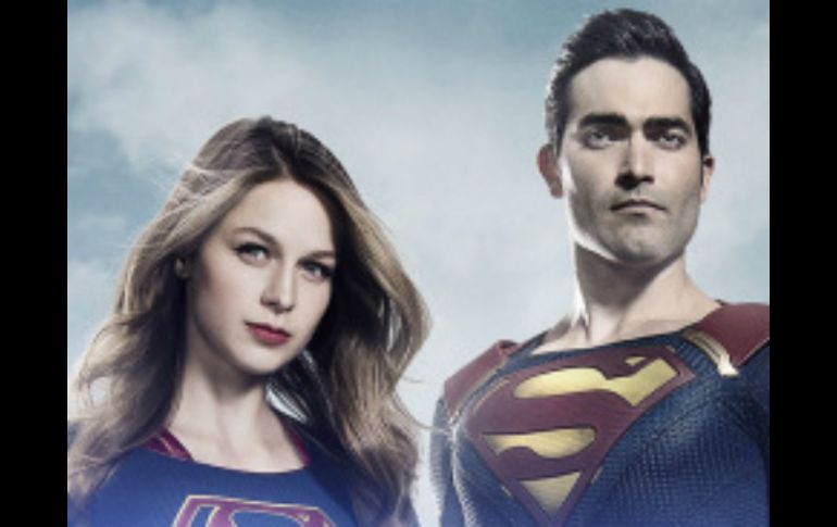 El actor Tyler Hoechlin da vida al hombre de acero en la serie de The CW. TWITTER / @TheCWSupergirl