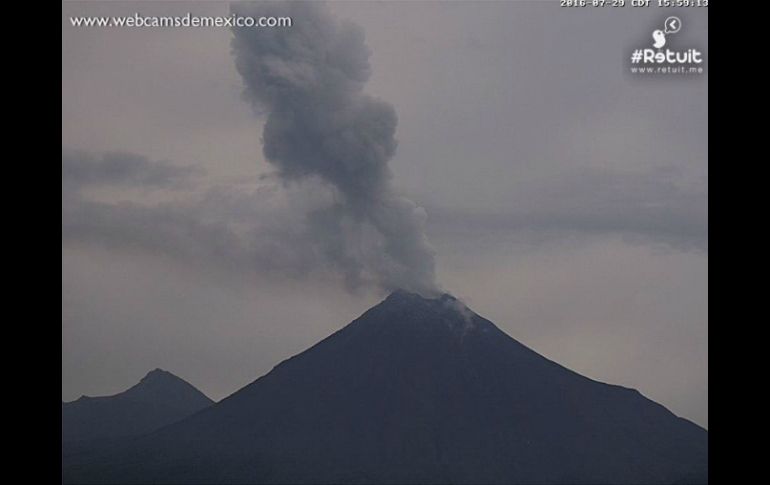 El Volcán El Colima es considerado el más activo de México. TWITTER / @LUISFELIPE_P