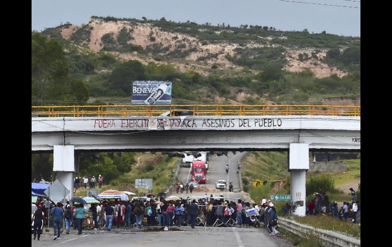 El enfrentamiento entre elementos y civiles en Nochixtlán dejaron ocho muertos. AFP / ARCHIVO