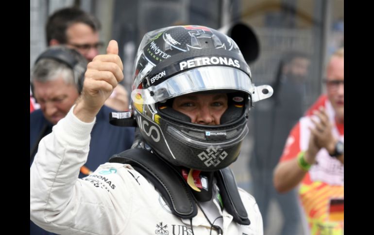 El piloto de Mercedes saldrá desde la primera posición este domingo en el Gran Premio de Alemania. AP / Jens Meyer