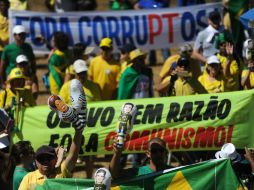 Las protestas se fundamentan en maniobras fiscales realizadas por el gobierno para maquillar cuentas. AFP / A. Anholete