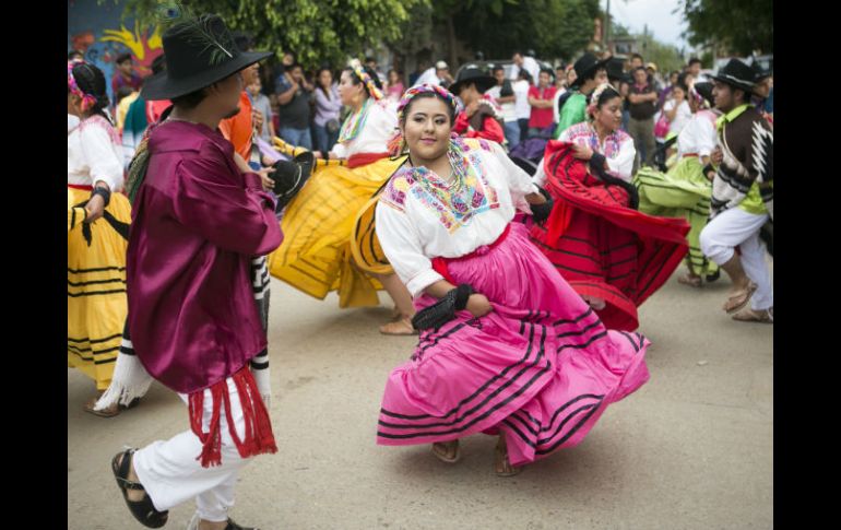 Este lunes se realizará la segunda edición de la Guelaguetza oficial. EFE / ARCHIVO