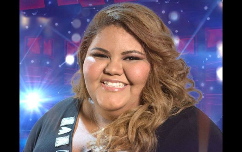 En su noche de victoria, Yuliana interpretó 'Mi reflejo', popularizada por Christina Aguilera. FACEBOOK / lavozmexico