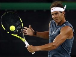 Nadal ha completado dos días de intenso entrenamiento desde que llegó a Río. EFE / J. Etxezarreta