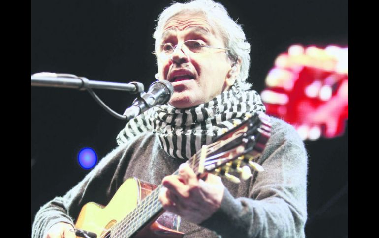 Caetano Veloso. El músico brasileño participará en la inauguración dando el toque verdeamarela a los festejos. ESPECIAL /