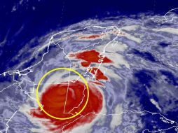 La tormenta se encuentra ubicada en la latitud 17.3 norte y longitud 89.5 oeste. ESPECIAL / smn.cna.gob.mx