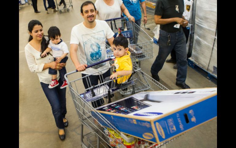 La posibilidad de compras de muebles y otros aparatos electrodomésticos se incrementa en julio de este año. EL INFORMADOR / ARCHIVO