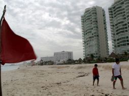 Debido a su trayectoria hacia el suroeste del Golfo de México se  recomienda a la población extremar precauciones por lluvias. EFE / ARCHIVO