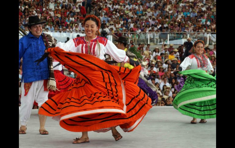 A pesar de las expresiones de inconformidad, los visitantes nacionales y extranjeros disfrutaron nuevamente de esta fiesta. SUN / ARCHIVO