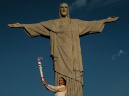 La incógnita es quién encenderá el pebetero olímpico, aunque todo apunta a que podría ser Pelé, máxima figura deportiva de Brasil. AFP / Y. Chiba