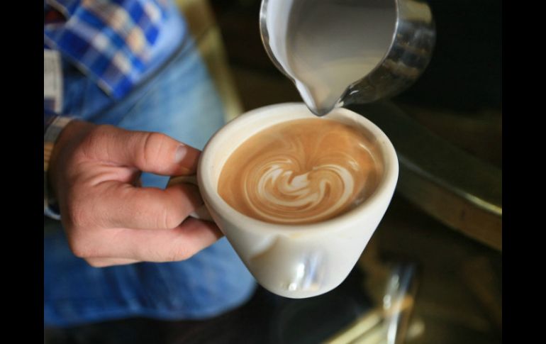 Debido a que el alcohol es diurético y provocó una deshidratación, tomar café sería trágico, por caracterizarse como potente diurético. EL INFORMADOR / ARCHIVO