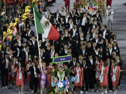 Daniela llevó la bandera mexicana y guió a la representación de los 125 deportistas de México. AP / M. Slocum