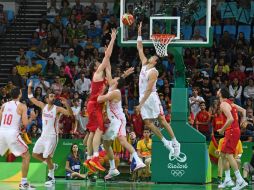 El jugador de España Pau Gasol, fue el máximo anotador del choque con 26 puntos. AFP / M. Ralston