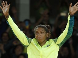 La brasileña lloró tras recibir su medalla. AFP / J.Guez