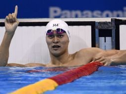 Sun Yang festeja tras ganar la prueba. AFP / C. Simon