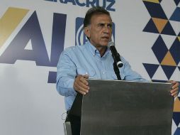 El sindicato acusa que Miguel Ángel Yunes aprovechó su cargo como director del ISSSTE para transferir recursos. SUN / ARCHIVO