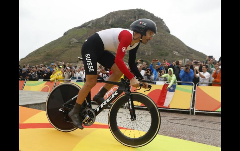 Cancellara culminó los 54.5 kilómetros de la prueba por delante del holandés Tom Dumoulin y del británico Chris Froome. AP / P. Semansky