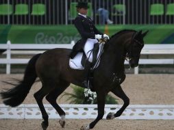 La alemana montando a su caballo llamado, Showtime FRH. EFE / J.Hollander