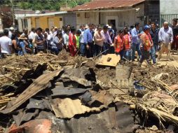 Moreno Valle realizó un recorrido por el municipio Tlaola, uno de los más afectados. TWITTER / @RafaMorenoValle