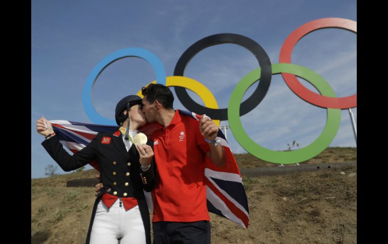 Charlotte Dujardin dio el sí a su novio Dan Golding. AP / J. Locher