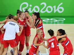 Las serbias se enfrentarán en semifinales a la ganadora del España-Turquía que se juega este martes. AFP / A. Isakovic