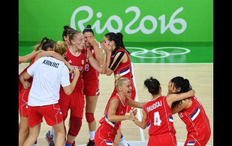 Las serbias se enfrentarán en semifinales a la ganadora del España-Turquía que se juega este martes. AFP / A. Isakovic