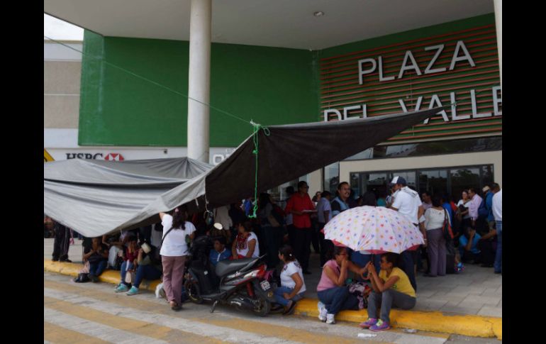 En algunas ciudades, la CNTE ha cerrado comercios como parte de sus protestas. SUN / ARCHIVO