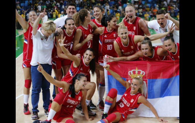 Las grandes anotadoras de Serbia fueron Jelena Milovanovic, Danielle Page y Ana Dabovic. EFE / J. Zapata