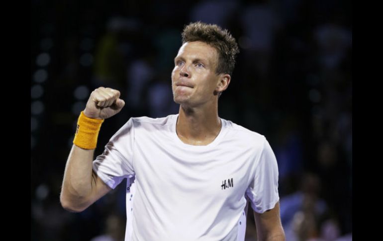 Berdych declara que necesitará tiempo para volver a las canchas, y que desea regresar ''lo más fuerte posible''. AP / ARCHIVO