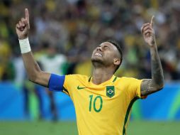 Neymar da Silva, tras ganar el oro en Río 2016, se reintegrará con el Barcelona el jueves 8 de septiembre. EFE / A. Ernesto