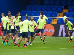 El equipo español en un entrenamiento previo al juego. TWITTER / Villareal CF