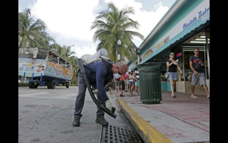 A pesar de la aparición del zika en la costa oeste, autoridades sanitarias creen que la transmisión activa sigue al norte del estado. AP / A. Díaz